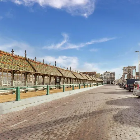 Bright In The Center شقة بلانكنبرخ